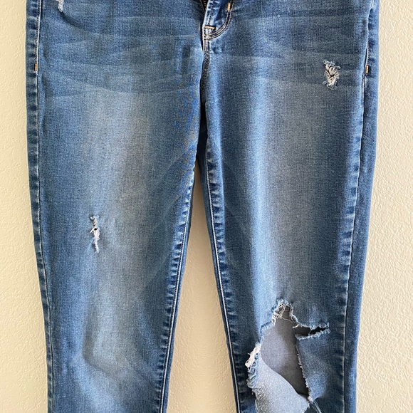 Old Navy Rockstar Jeans - Picture 4 of 5